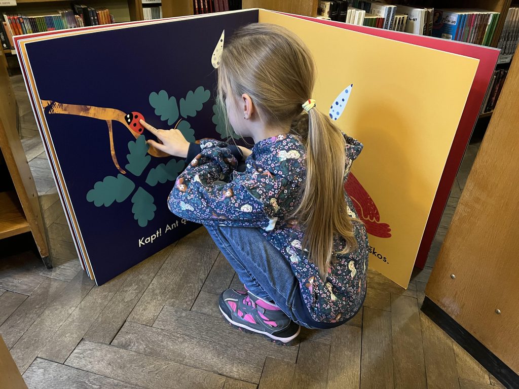 Skaitykime bibliotekoje kartu!